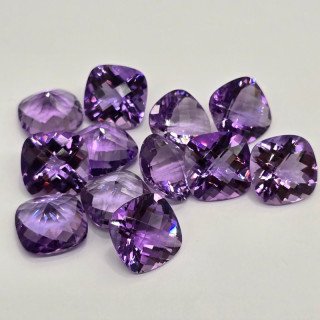 Lotto con 12 Ametiste Taglio:  Cushon 14x14mm - 114 ct