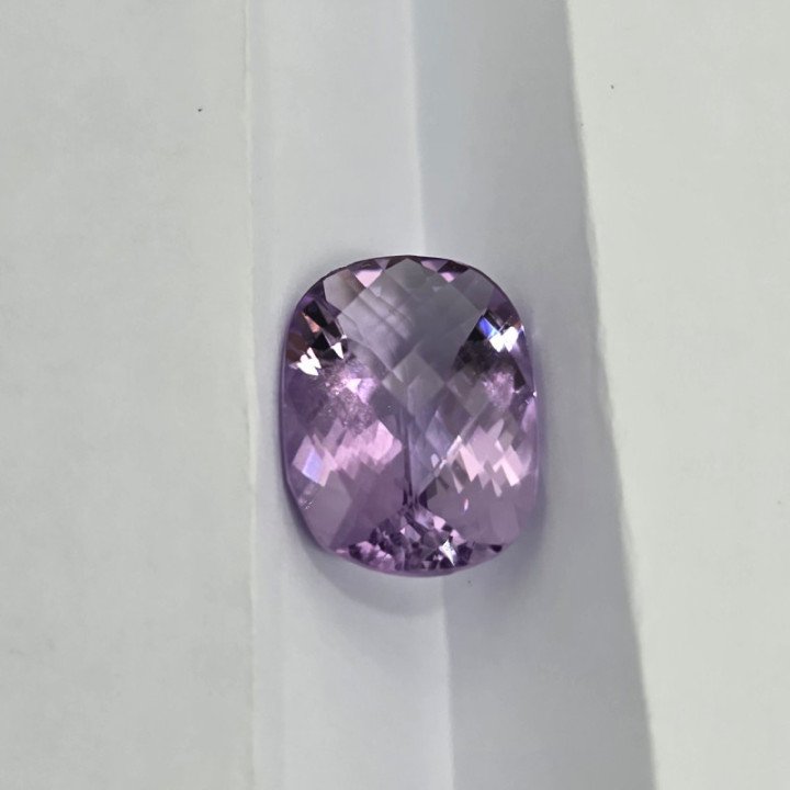 Ametista taglio Cushon  12x16mm - 8.70 ct