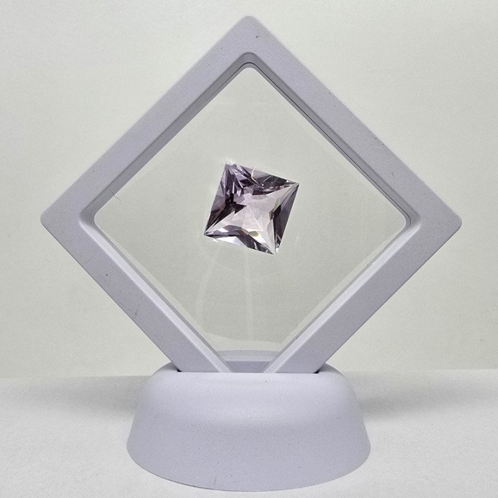 Ametista Taglio Princess 18x18 mm - 25,24 ct