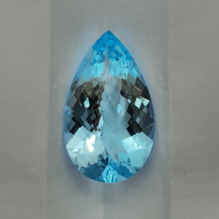 Topazio Azzurro Goccia 15x25mm - 20
