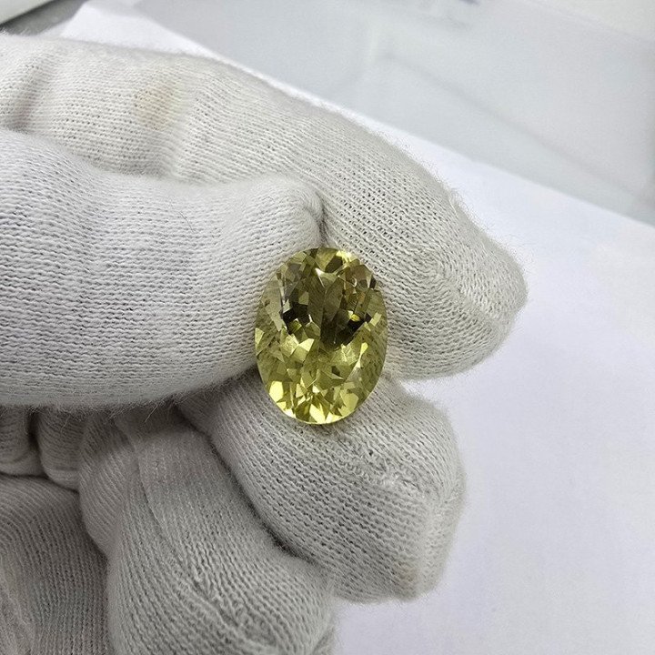 Quarzo Lemon Taglio Ovale 12 x 16 mm - 8,70 ct