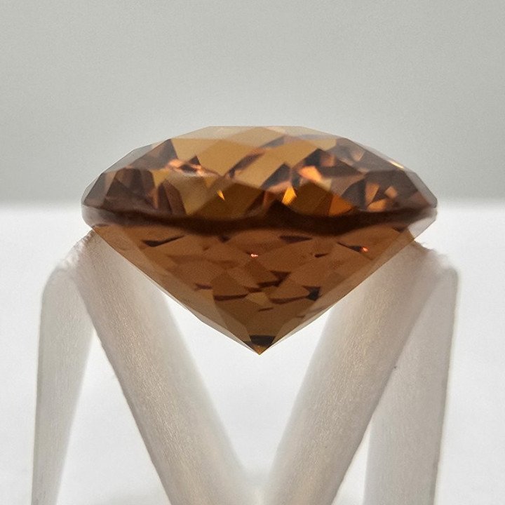 Oval-Cut Madeira Citrine 12 x 16 mm - 8.49 ct