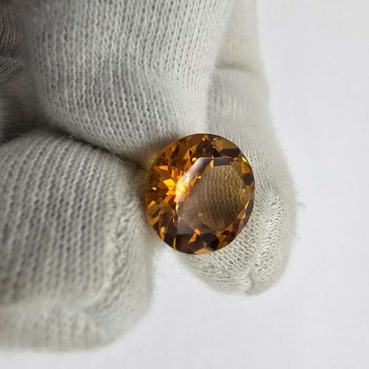 Round-Cut Madeira Citrine 12 mm - 5.89 ct