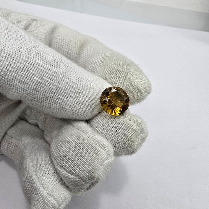 Round-Cut Beer Quartz 12 mm - 4.71 ct