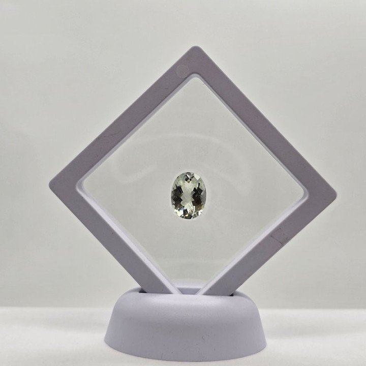 Prasiolite Taglio Ovale 12 x 16 mm - 8,22 ct