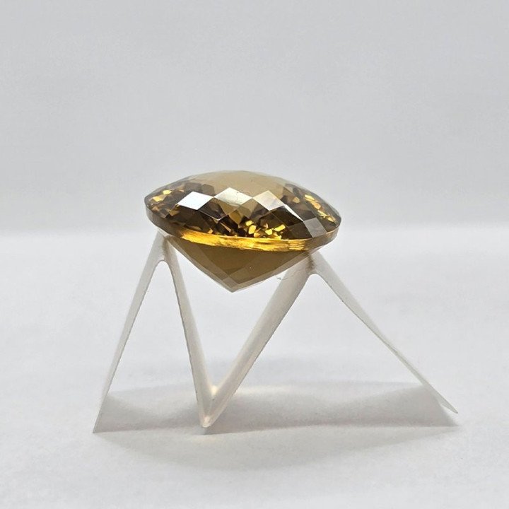 Quarzo miele Ovale 20x15mm - 13.59 ct