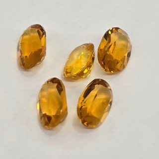 Lotto con 5 Citrini - Taglio:  Ovale-  6x4mm - 2