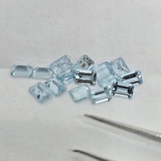 Lotto con 15 Acquamarina - Taglio:  Smeraldo -  6x4mm - 6