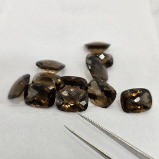 Lott 11 pietre Quarzo Fumè  Taglio:  Cushon 12x16mm -